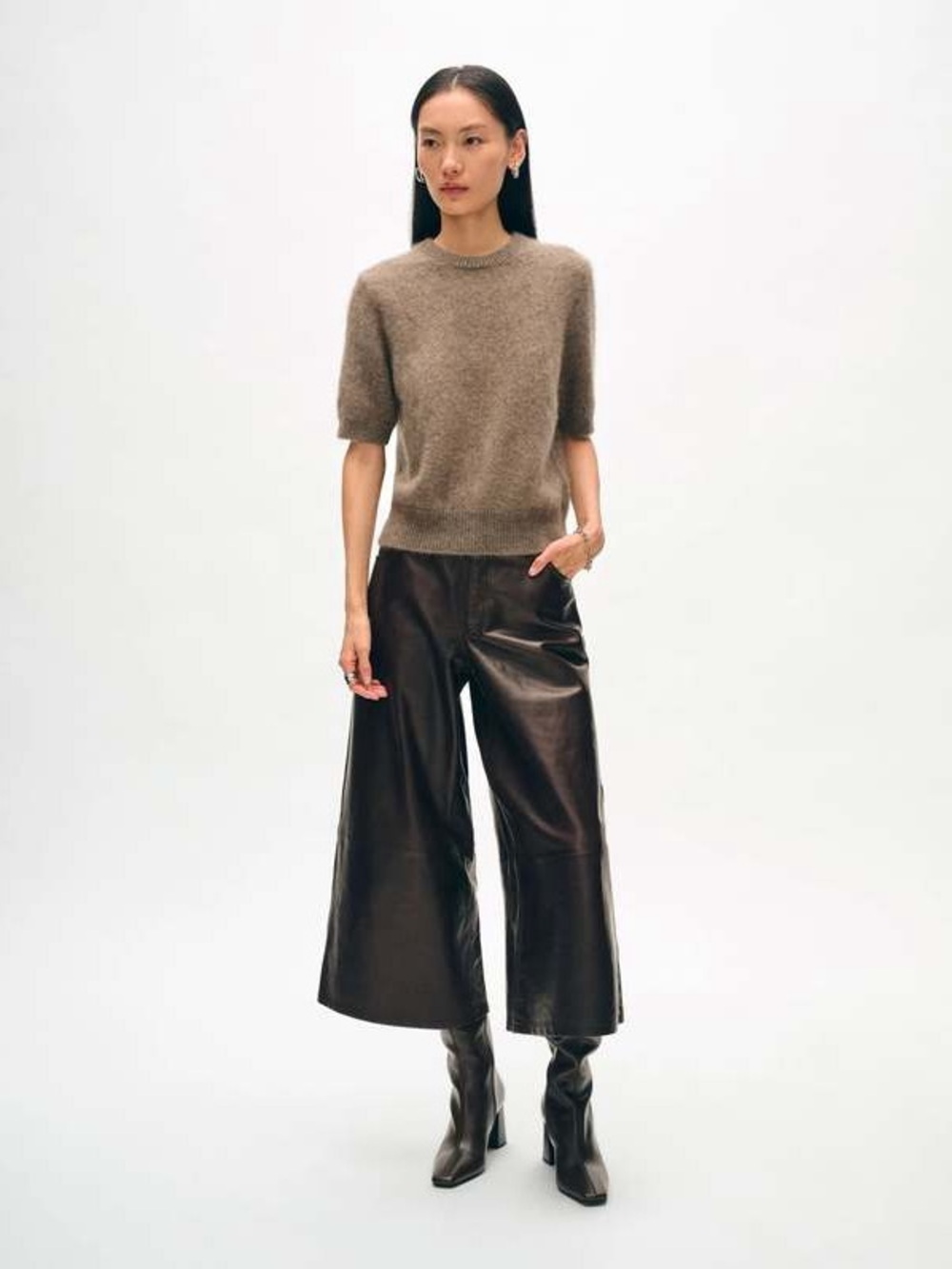 White + Warren | Brushed Cashmere Tee | Taupe | Large